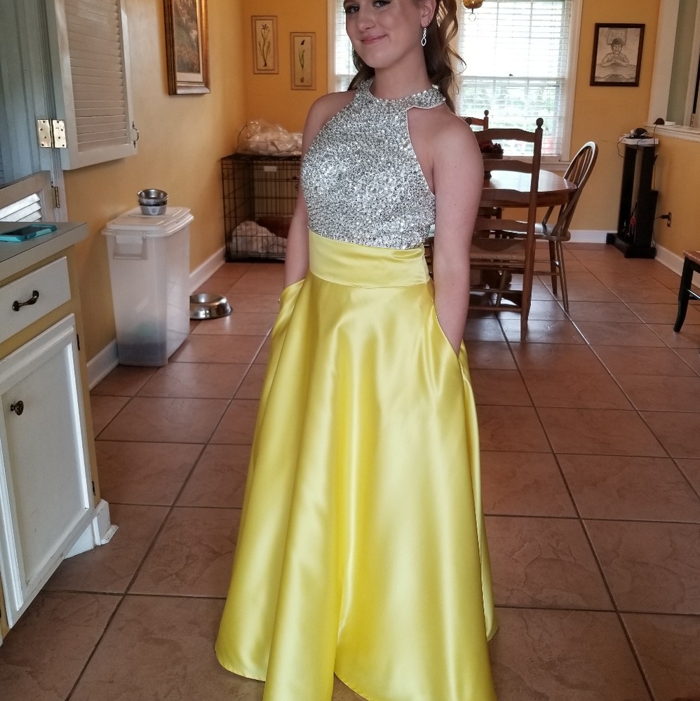 Prom dress
